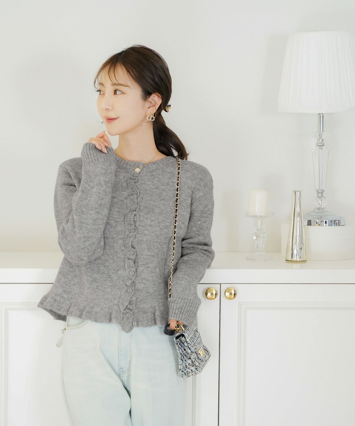 トップス ニット カーディガン フリル ショート丈 コンパクト丈 クルーネック 春 秋 冬 カジュアル フェミニン 可愛い ほっこり