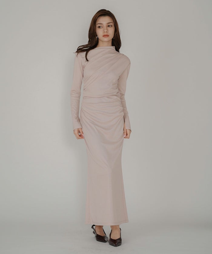 カットソー タイト オフショル ドレス ロングワンピ 前撮り 乾坤式 参列 二次会 パーティ ディナーラウンジ 女性らしい モテワンピ デートコーデ 大人 ディナー あざと可愛い 肌見せ 韓国風 綺麗め 細見え カジュアル スタイル盛れ KINO THE KEI