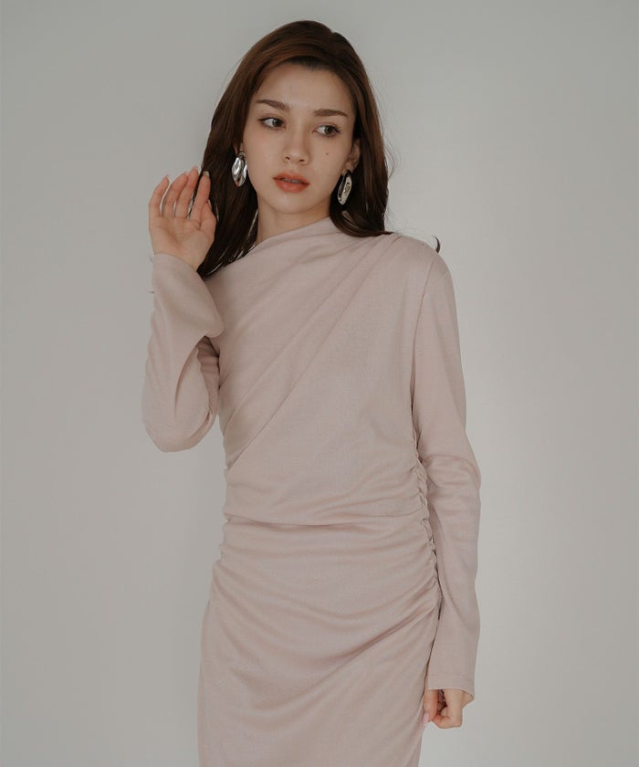 カットソー タイト オフショル ドレス ロングワンピ 前撮り 乾坤式 参列 二次会 パーティ ディナーラウンジ 女性らしい モテワンピ デートコーデ 大人 ディナー あざと可愛い 肌見せ 韓国風 綺麗め 細見え カジュアル スタイル盛れ KINO THE KEI