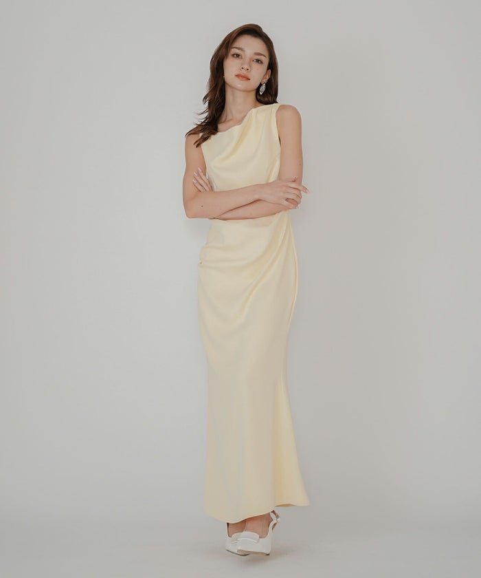 ドレス ロングワンピ 前撮り 乾坤式 参列 二次会 パーティ ディナーラウンジ 女性らしい モテワンピ デートコーデ 大人 ディナー あざと可愛い 肌見せ 韓国風 綺麗め 細見え カジュアル スタイル盛れ KINO THE KEI