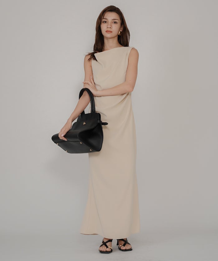 ドレス ロングワンピ 前撮り 乾坤式 参列 二次会 パーティ ディナーラウンジ 女性らしい モテワンピ デートコーデ 大人 ディナー あざと可愛い 肌見せ 韓国風 綺麗め 細見え カジュアル スタイル盛れ KINO THE KEI