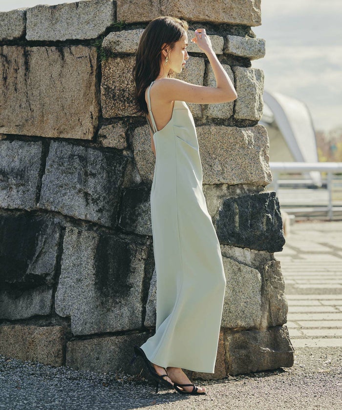 ドレス ドレープワンピ ロングワンピ パックオープン 背中開き 前撮り 乾坤式 参列 二次会 パーティ ディナーラウンジ 女性らしい タイト モテワンピ デートコーデ 大人 ディナー あざと可愛い 肌見せ 韓国風 綺麗め 細見え カジュアル スタイル盛れ KINO THE KEI