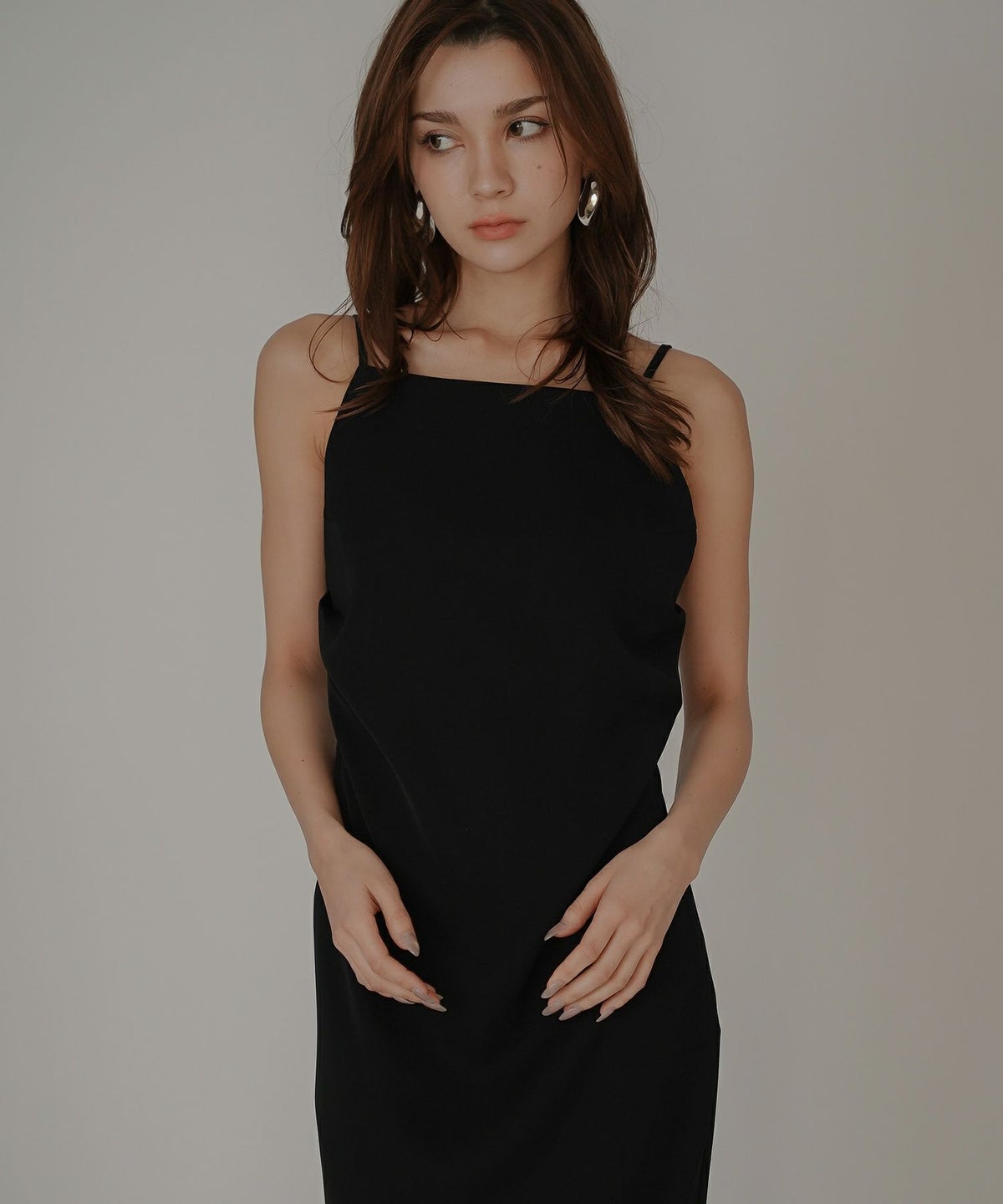 ドレス ドレープワンピ ロングワンピ パックオープン 背中開き 前撮り 乾坤式 参列 二次会 パーティ ディナーラウンジ 女性らしい タイト モテワンピ デートコーデ 大人 ディナー あざと可愛い 肌見せ 韓国風 綺麗め 細見え カジュアル スタイル盛れ KINO THE KEI