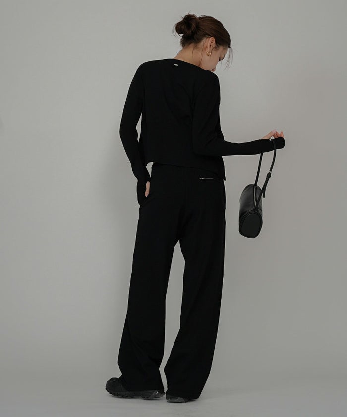 リラックスウェア スウェット Y2K パジャマ 部屋着 ダル着 スポーティ モテニット デートコーデ 大人 あざと可愛い 肌見せ 韓国風 綺麗め 細見え カジュアル 空港ファッション らくちん KINO THE KEI