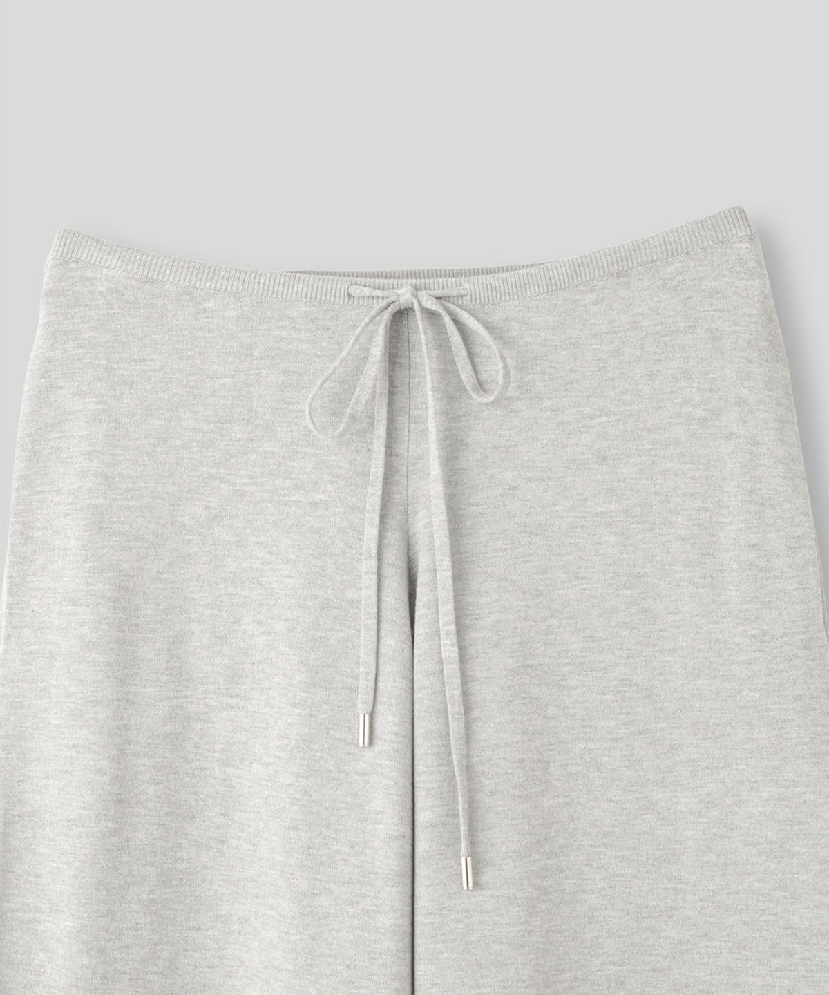 リラックスウェア スウェット Y2K パジャマ 部屋着 ダル着 スポーティ モテニット デートコーデ 大人 あざと可愛い 肌見せ 韓国風 綺麗め 細見え カジュアル 空港ファッション らくちん KINO THE KEI