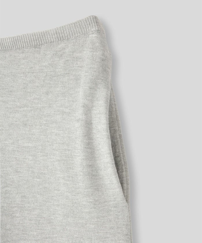 リラックスウェア スウェット Y2K パジャマ 部屋着 ダル着 スポーティ モテニット デートコーデ 大人 あざと可愛い 肌見せ 韓国風 綺麗め 細見え カジュアル 空港ファッション らくちん KINO THE KEI