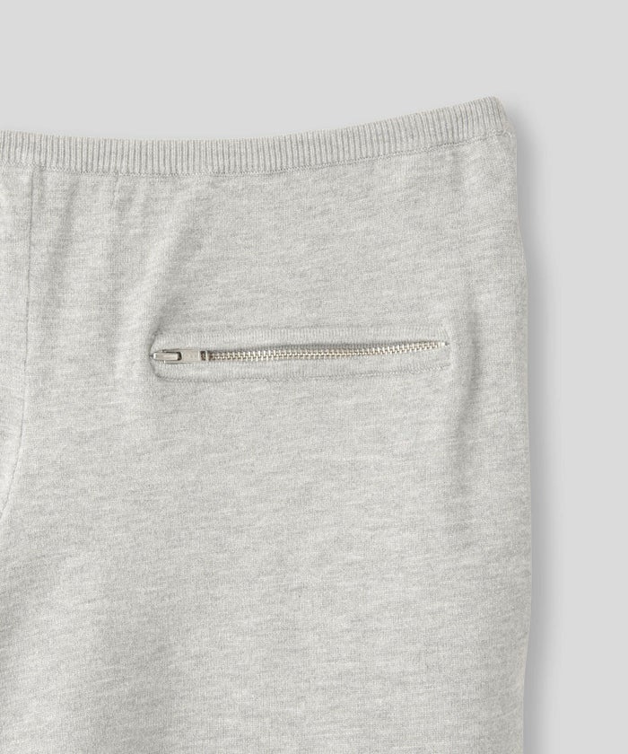 リラックスウェア スウェット Y2K パジャマ 部屋着 ダル着 スポーティ モテニット デートコーデ 大人 あざと可愛い 肌見せ 韓国風 綺麗め 細見え カジュアル 空港ファッション らくちん KINO THE KEI