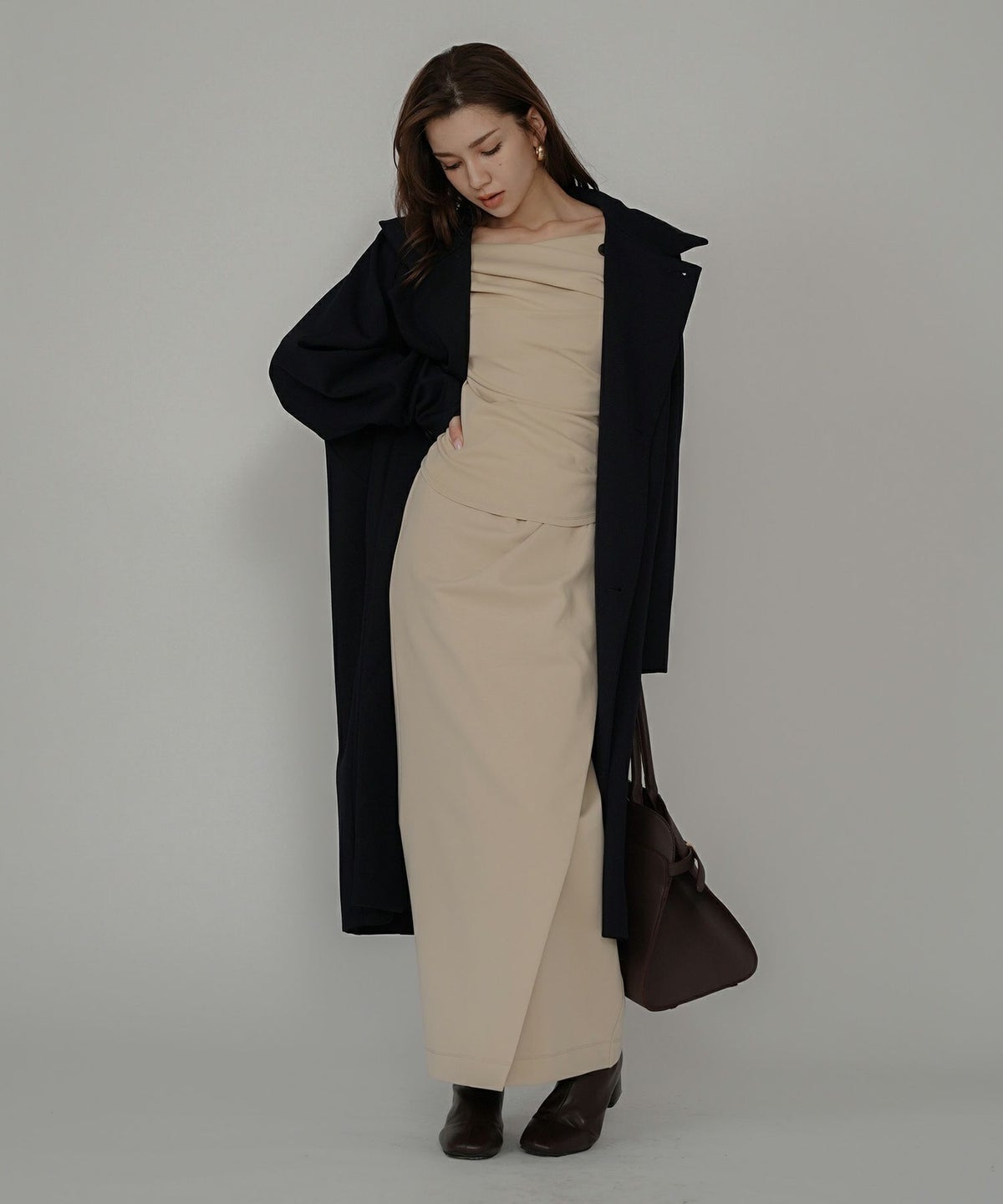 骨スト 短丈トップス オフショル Vネック モテニット ベルスリーブ カットソー デートコーデ ディナー 大人 あざと可愛い タイトトップス 肌見せ 韓国風 綺麗め 細見え カジュアル KINO THE KEI