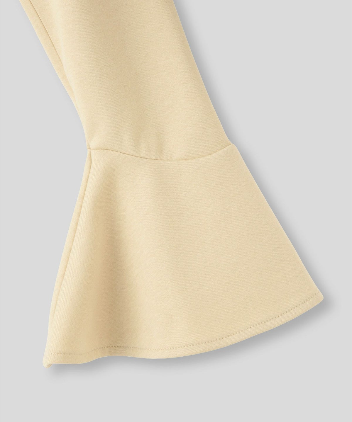 骨スト 短丈トップス オフショル Vネック モテニット ベルスリーブ カットソー デートコーデ ディナー 大人 あざと可愛い タイトトップス 肌見せ 韓国風 綺麗め 細見え カジュアル KINO THE KEI