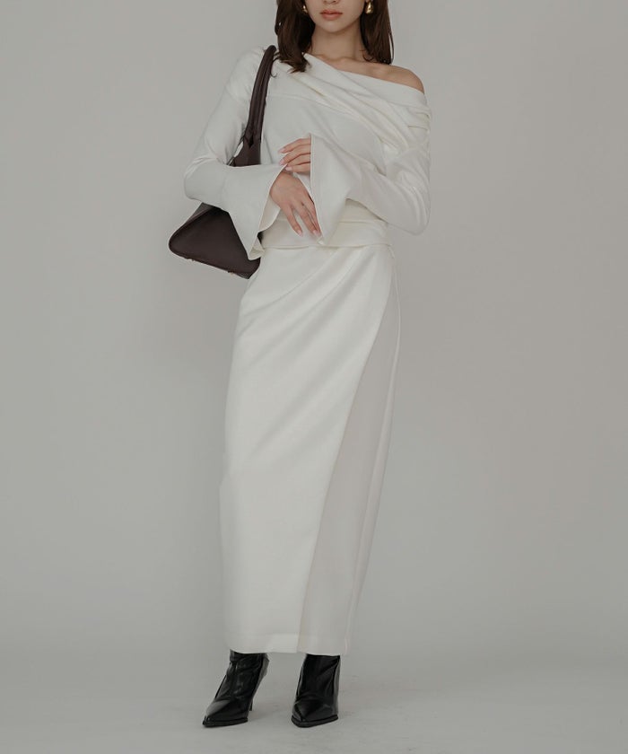 ナロースカート 骨スト ロングスカート タイトスカート モテニット カットソー デートコーデ ディナー 大人 あざと可愛い 肌見せ 韓国風 綺麗め 細見え カジュアル ウエストカバー お腹周りカバー らくちん KINO THE KEI