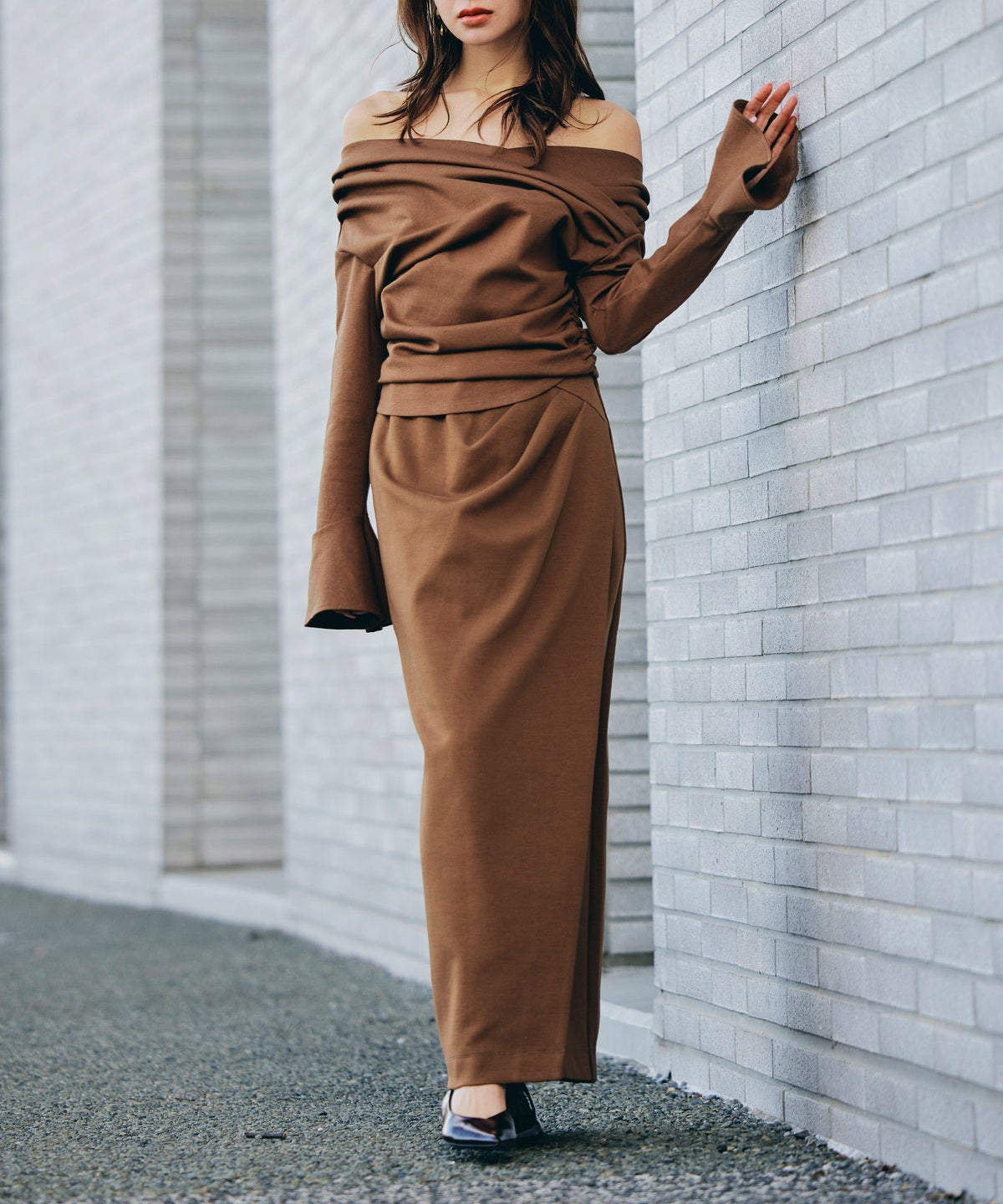 ナロースカート 骨スト ロングスカート タイトスカート モテニット カットソー デートコーデ ディナー 大人 あざと可愛い 肌見せ 韓国風 綺麗め 細見え カジュアル ウエストカバー お腹周りカバー らくちん KINO THE KEI