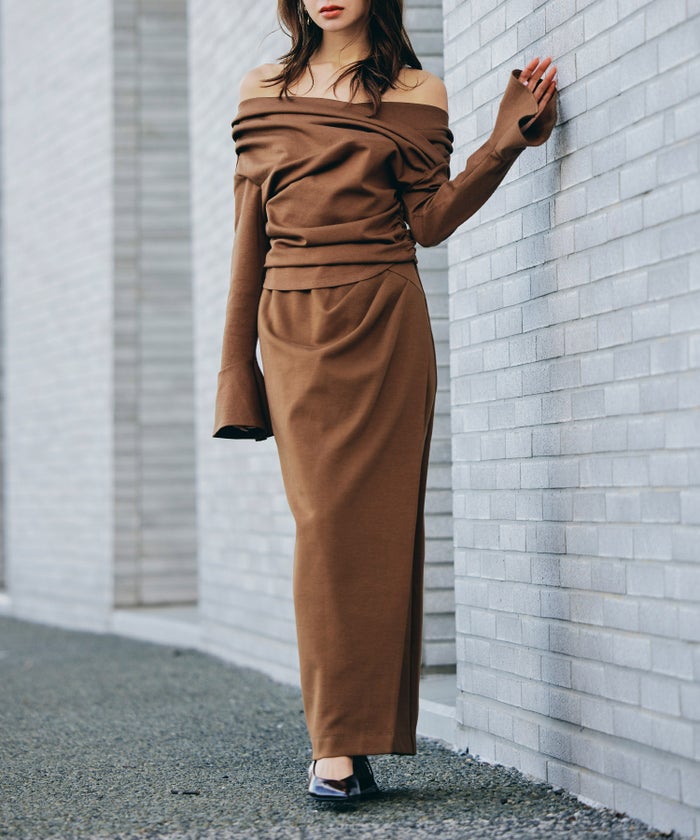 ナロースカート 骨スト ロングスカート タイトスカート モテニット カットソー デートコーデ ディナー 大人 あざと可愛い 肌見せ 韓国風 綺麗め 細見え カジュアル ウエストカバー お腹周りカバー らくちん KINO THE KEI