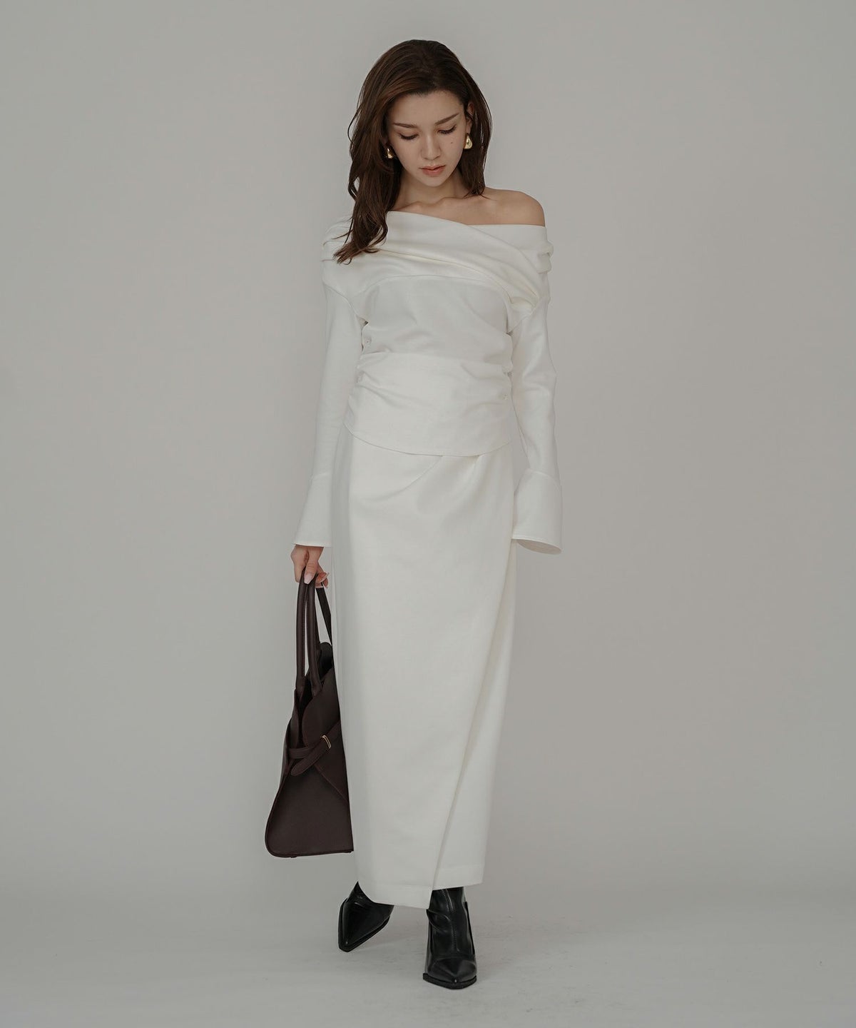 ナロースカート 骨スト ロングスカート タイトスカート モテニット カットソー デートコーデ ディナー 大人 あざと可愛い 肌見せ 韓国風 綺麗め 細見え カジュアル ウエストカバー お腹周りカバー らくちん KINO THE KEI