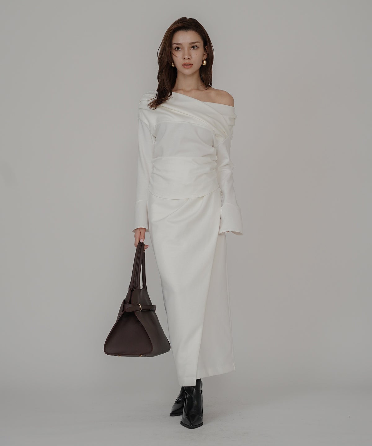 ナロースカート 骨スト ロングスカート タイトスカート モテニット カットソー デートコーデ ディナー 大人 あざと可愛い 肌見せ 韓国風 綺麗め 細見え カジュアル ウエストカバー お腹周りカバー らくちん KINO THE KEI