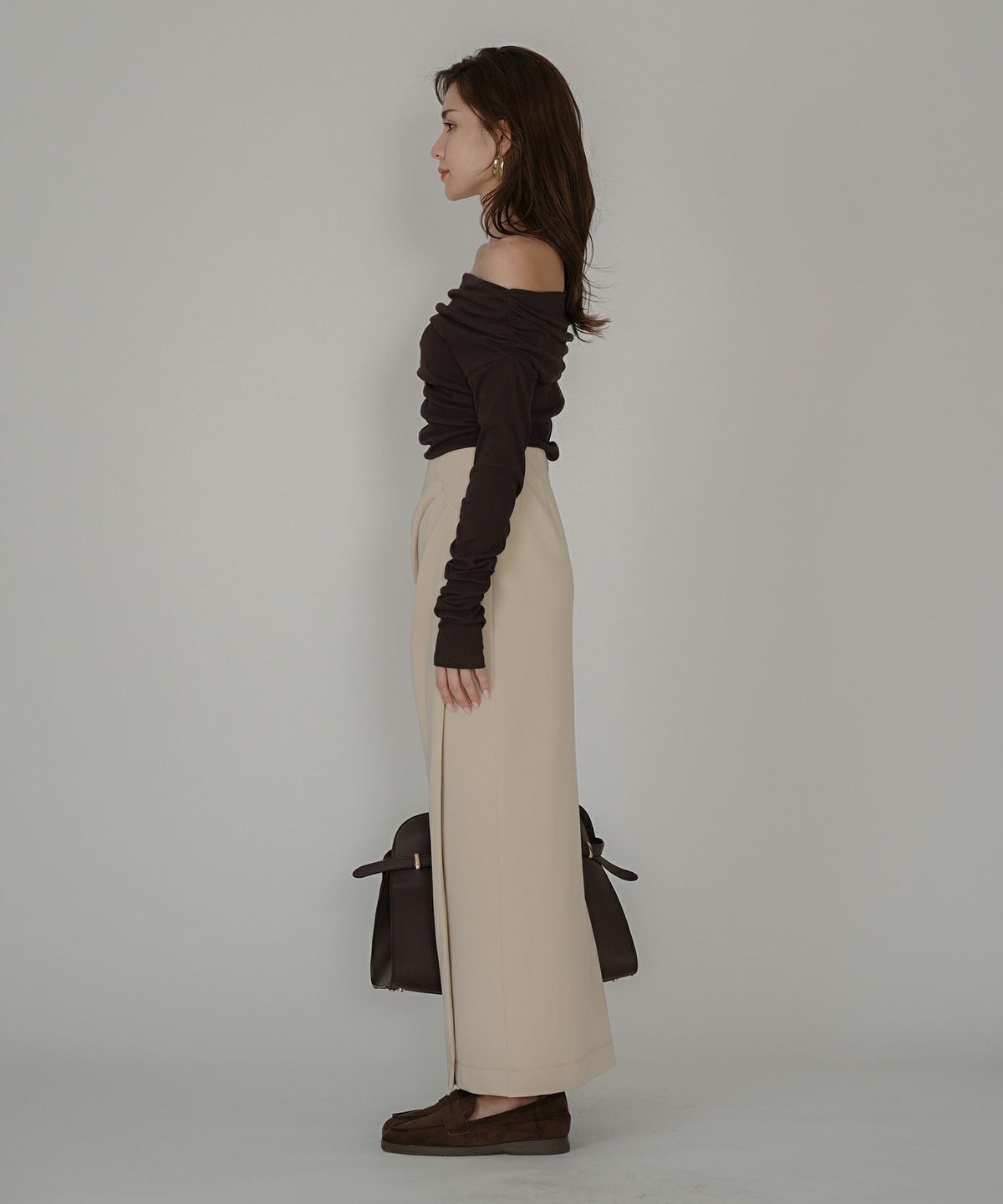 ナロースカート 骨スト ロングスカート タイトスカート モテニット カットソー デートコーデ ディナー 大人 あざと可愛い 肌見せ 韓国風 綺麗め 細見え カジュアル ウエストカバー お腹周りカバー らくちん KINO THE KEI