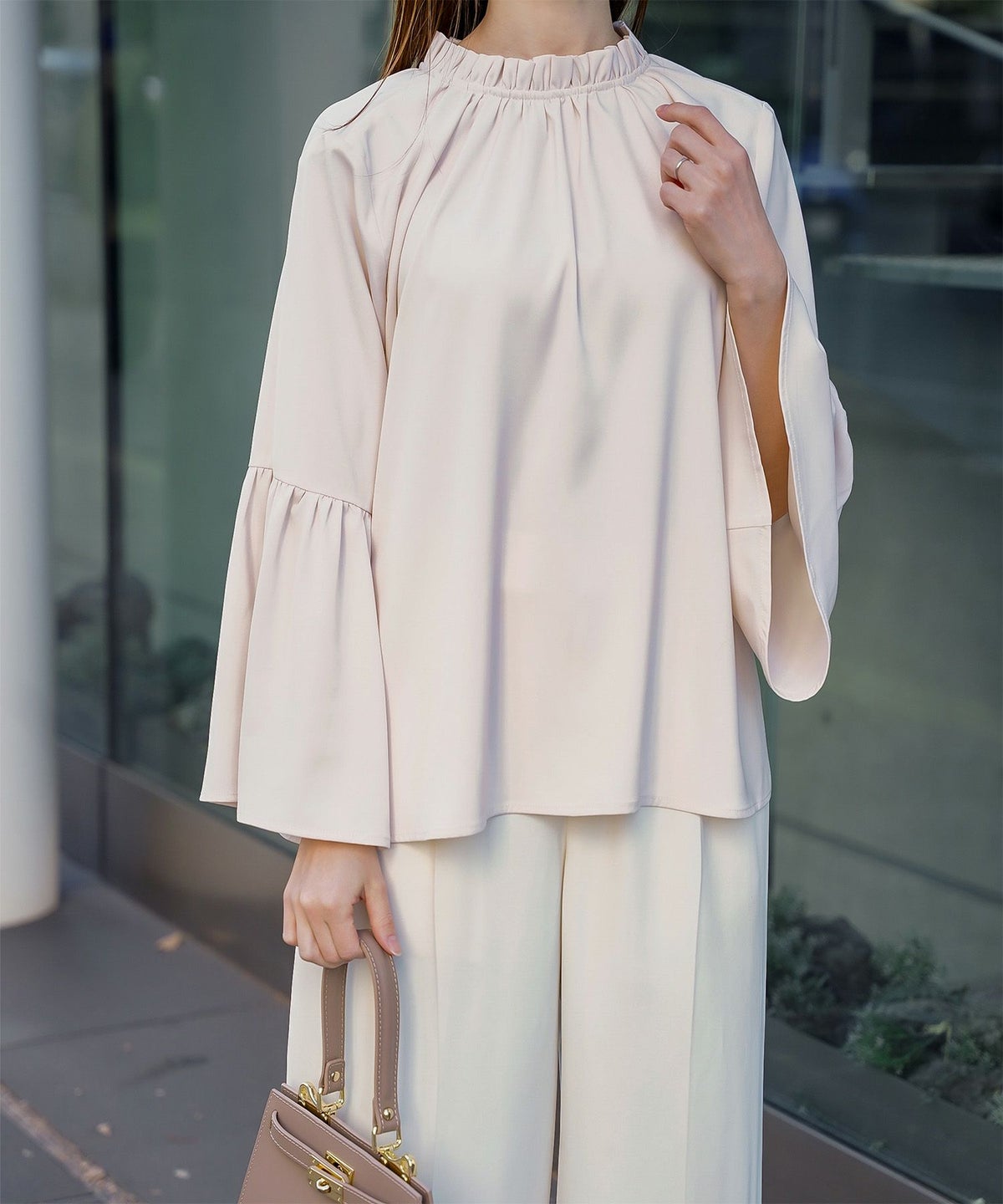 2way フリルネック ベルスリーブ ブラウス フォーマル オケージョン 洗える ホワイト ピンクベージュ ネイビー M