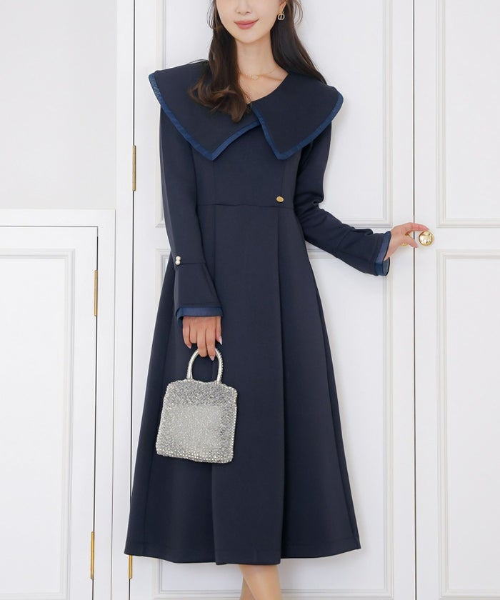 ワンピース アシメカラー きれいめ 上品 エレガント フェミニン アイボリー ネイビー シアー エアリー あたたか カットソー ダンボールニット 伸縮 後ろファスナー 着脱 長袖 セミオケージョン