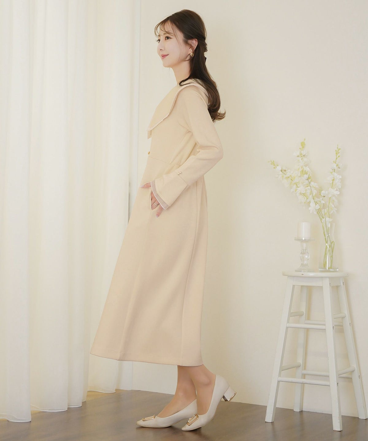 ワンピース アシメカラー きれいめ 上品 エレガント フェミニン アイボリー ネイビー シアー エアリー あたたか カットソー ダンボールニット 伸縮 後ろファスナー 着脱 長袖 セミオケージョン