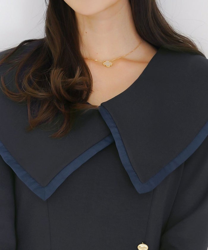 ワンピース アシメカラー きれいめ 上品 エレガント フェミニン アイボリー ネイビー シアー エアリー あたたか カットソー ダンボールニット 伸縮 後ろファスナー 着脱 長袖 セミオケージョン