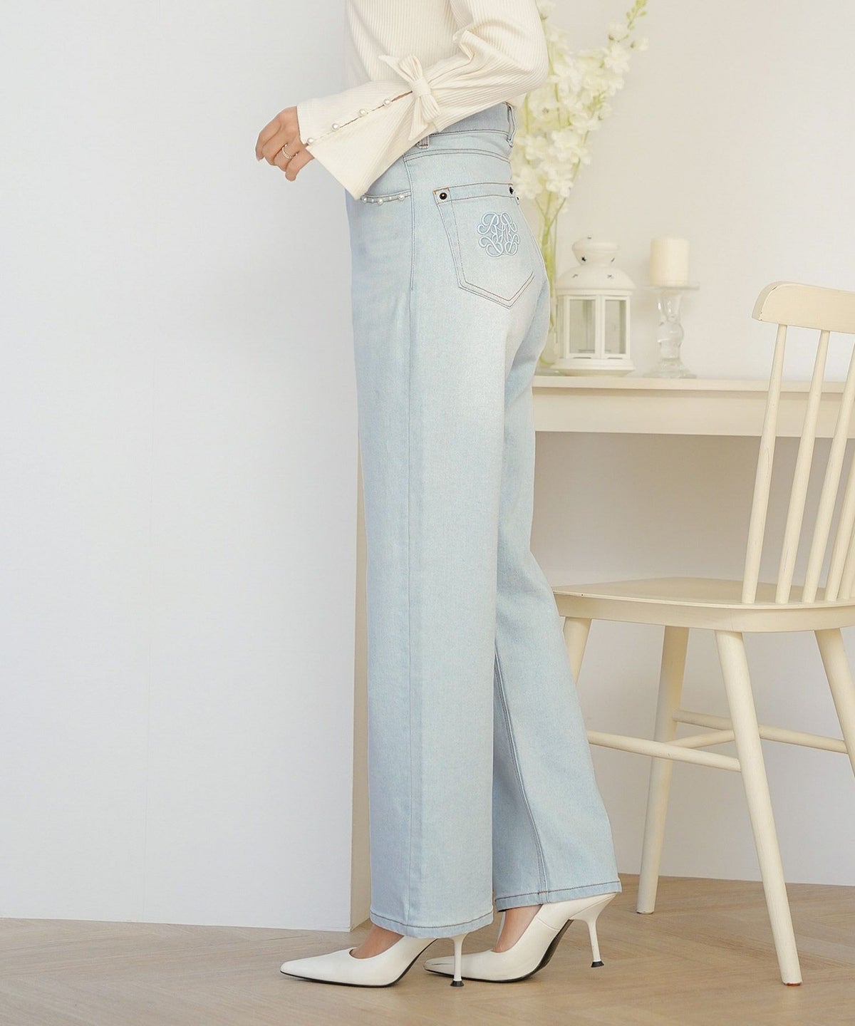 ボトムス パンツ デニム パール カジュアル ライトブルー ブルー インディゴ 刺繍 ウエスト調整 ゴム S M