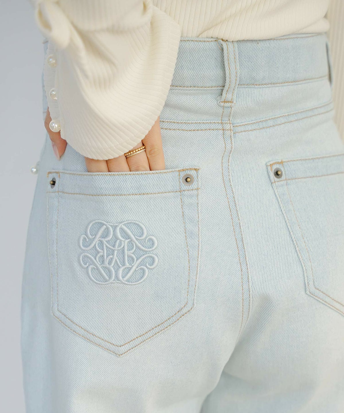 ボトムス パンツ デニム パール カジュアル ライトブルー ブルー インディゴ 刺繍 ウエスト調整 ゴム S M