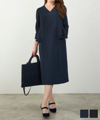 手洗い可 きれいめ オケージョン フォーマル 上品 体型カバー オフィス 大人カジュアル ジョイントスペース サイド ペプラム フリル Vネック ワンピース Liala×PG