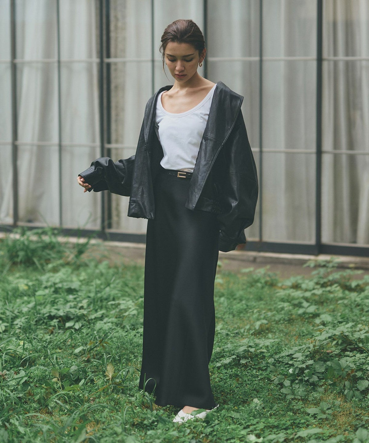 uネック tシャツ クルーネック 深め カットソー タイト ルームウエア オシャレ 無地 オフショル ロンT  女性らしい モテワンピ デートコーデ 大人 ディナー あざと可愛い 肌見せ 韓国風 綺麗め 細見え カジュアル スタイル盛れ KINO THE KEI