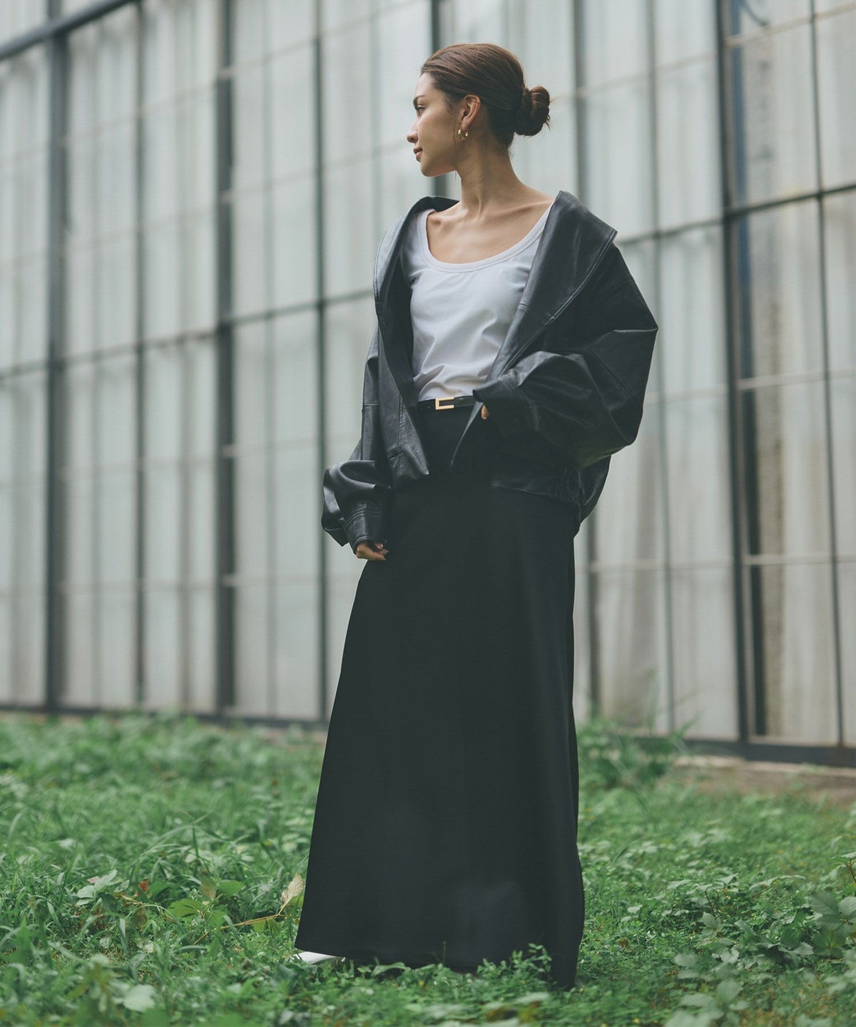 uネック tシャツ クルーネック 深め カットソー タイト ルームウエア オシャレ 無地 オフショル ロンT  女性らしい モテワンピ デートコーデ 大人 ディナー あざと可愛い 肌見せ 韓国風 綺麗め 細見え カジュアル スタイル盛れ KINO THE KEI