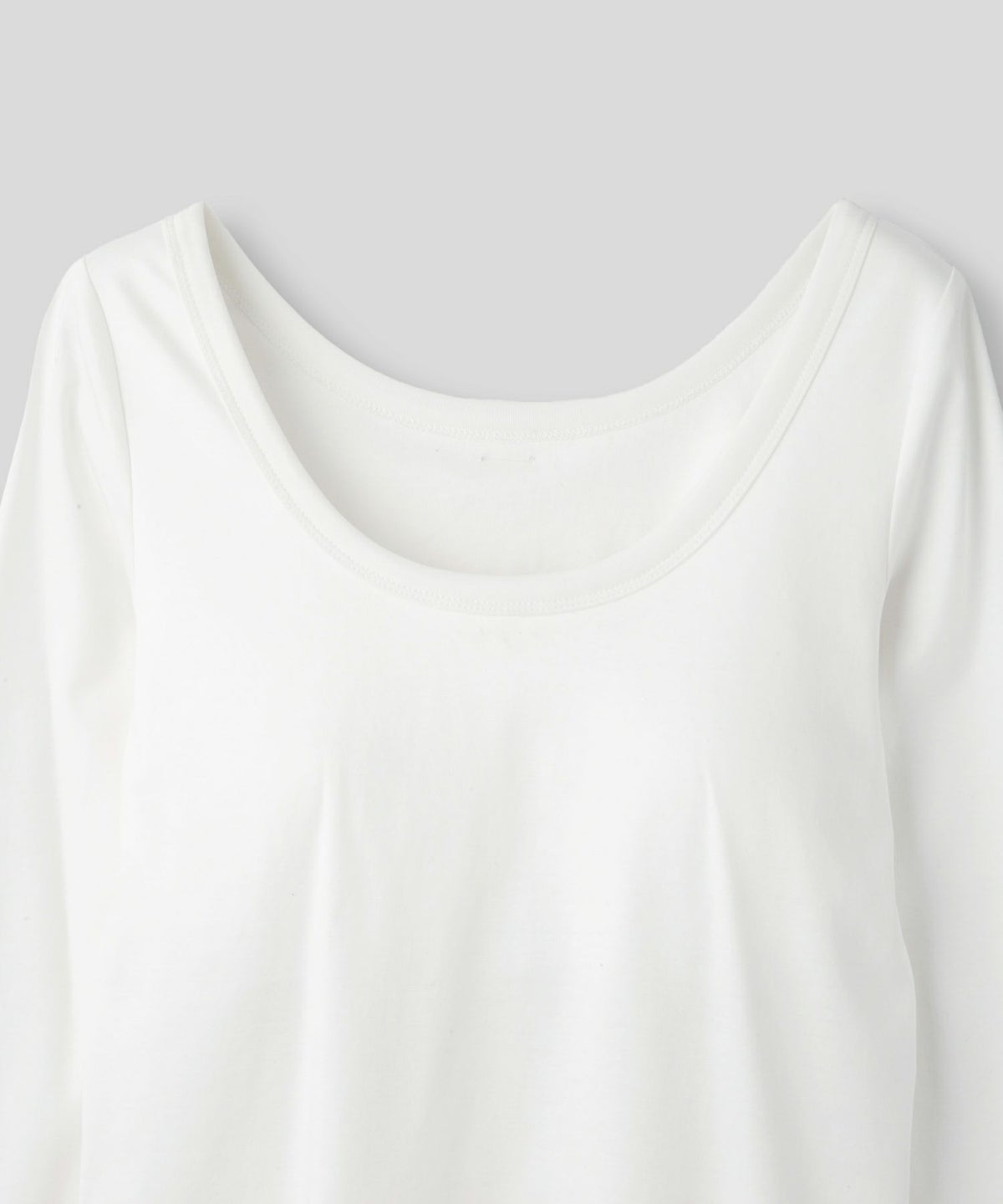 uネック tシャツ クルーネック 深め カットソー タイト ルームウエア オシャレ 無地 オフショル ロンT  女性らしい モテワンピ デートコーデ 大人 ディナー あざと可愛い 肌見せ 韓国風 綺麗め 細見え カジュアル スタイル盛れ KINO THE KEI