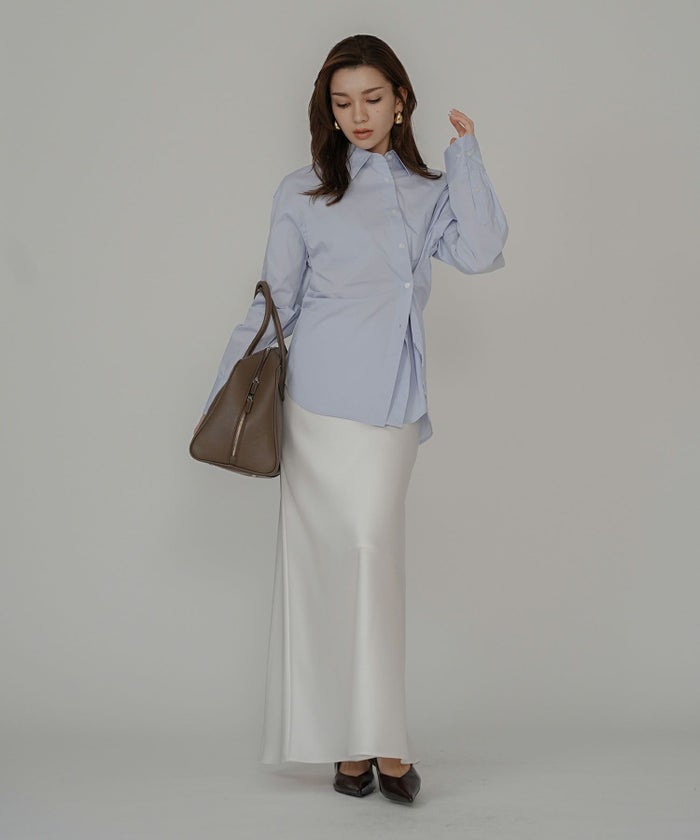 ルーズ 美脚 感動 スタイルアップ Iライン ナロースカート マーメイドスカート サテンスカート ロングスカート オシャレ 無地 女性らしい モテコーデ ベーシック シンプル デートコーデ 大人 あざと可愛い 肌見せ 韓国風 綺麗め 細見え カジュアル スタイル盛れ KINO THE KEI