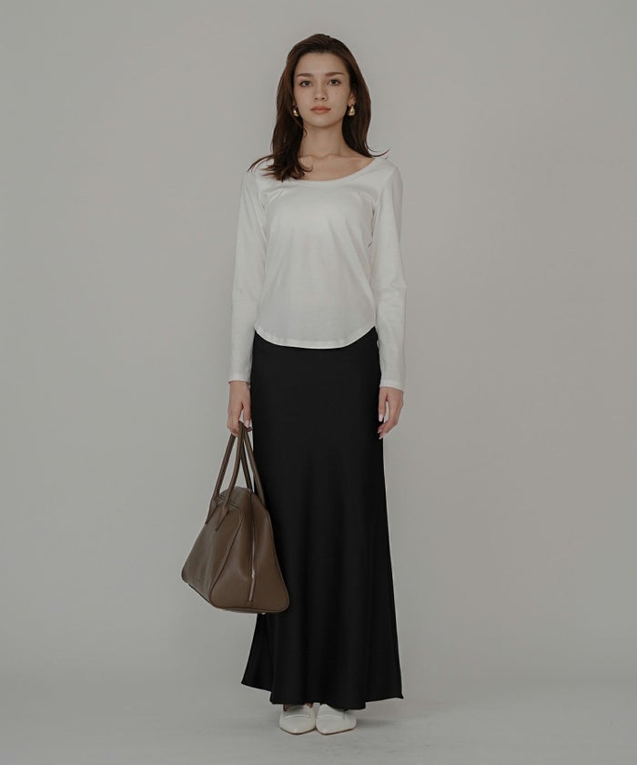 ルーズ 美脚 感動 スタイルアップ Iライン ナロースカート マーメイドスカート サテンスカート ロングスカート オシャレ 無地 女性らしい モテコーデ ベーシック シンプル デートコーデ 大人 あざと可愛い 肌見せ 韓国風 綺麗め 細見え カジュアル スタイル盛れ KINO THE KEI