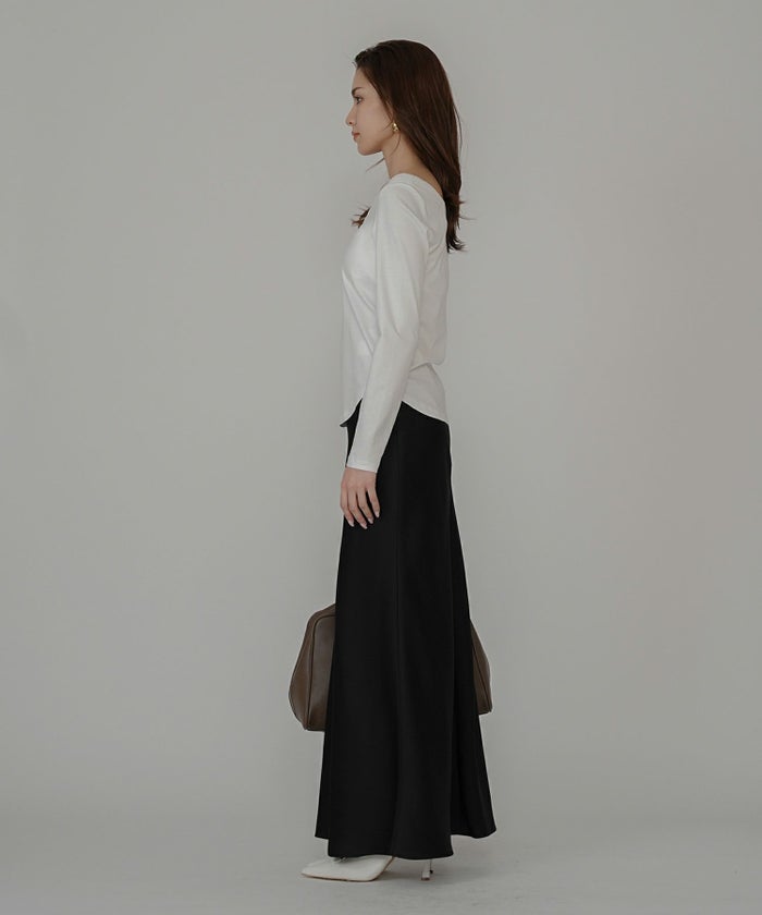 ルーズ 美脚 感動 スタイルアップ Iライン ナロースカート マーメイドスカート サテンスカート ロングスカート オシャレ 無地 女性らしい モテコーデ ベーシック シンプル デートコーデ 大人 あざと可愛い 肌見せ 韓国風 綺麗め 細見え カジュアル スタイル盛れ KINO THE KEI