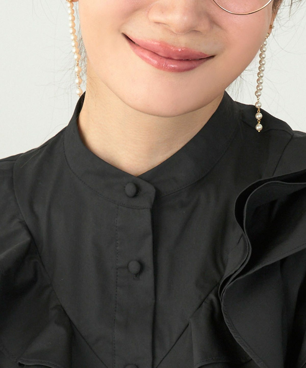 手洗い可 ビッグカラー 大人可愛い 上品 きれいめ オフィス 大人カジュアル フェミニン 白黒 ジョイントスペース