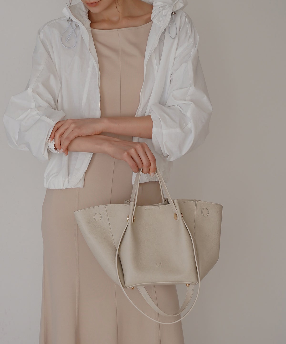 ルーズ 大容量 通勤 ビジネス 通学 スクールバッグ オシャレ 無地 女性らしい Y2K 軽い 2ピース ポーチ付き デートコーデ 大人 あざと可愛い 韓国系 綺麗め カジュアル スタイル盛れ KINO THE KEI