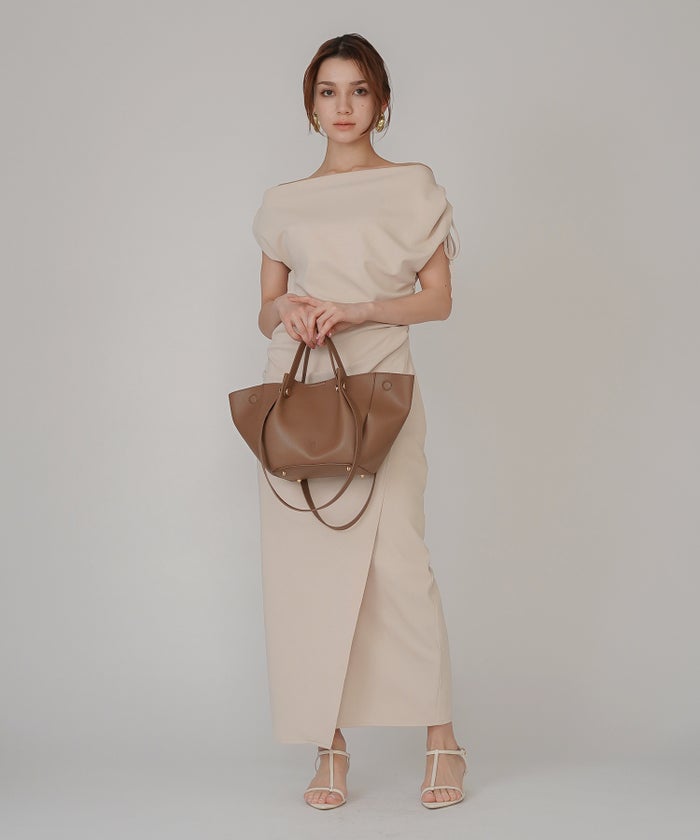 ルーズ 大容量 通勤 ビジネス 通学 スクールバッグ オシャレ 無地 女性らしい Y2K 軽い 2ピース ポーチ付き デートコーデ 大人 あざと可愛い 韓国系 綺麗め カジュアル スタイル盛れ KINO THE KEI