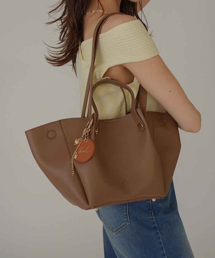 ルーズ 大容量 通勤 ビジネス 通学 スクールバッグ オシャレ 無地 女性らしい Y2K 軽い 2ピース ポーチ付き デートコーデ 大人 あざと可愛い 韓国系 綺麗め カジュアル スタイル盛れ KINO THE KEI