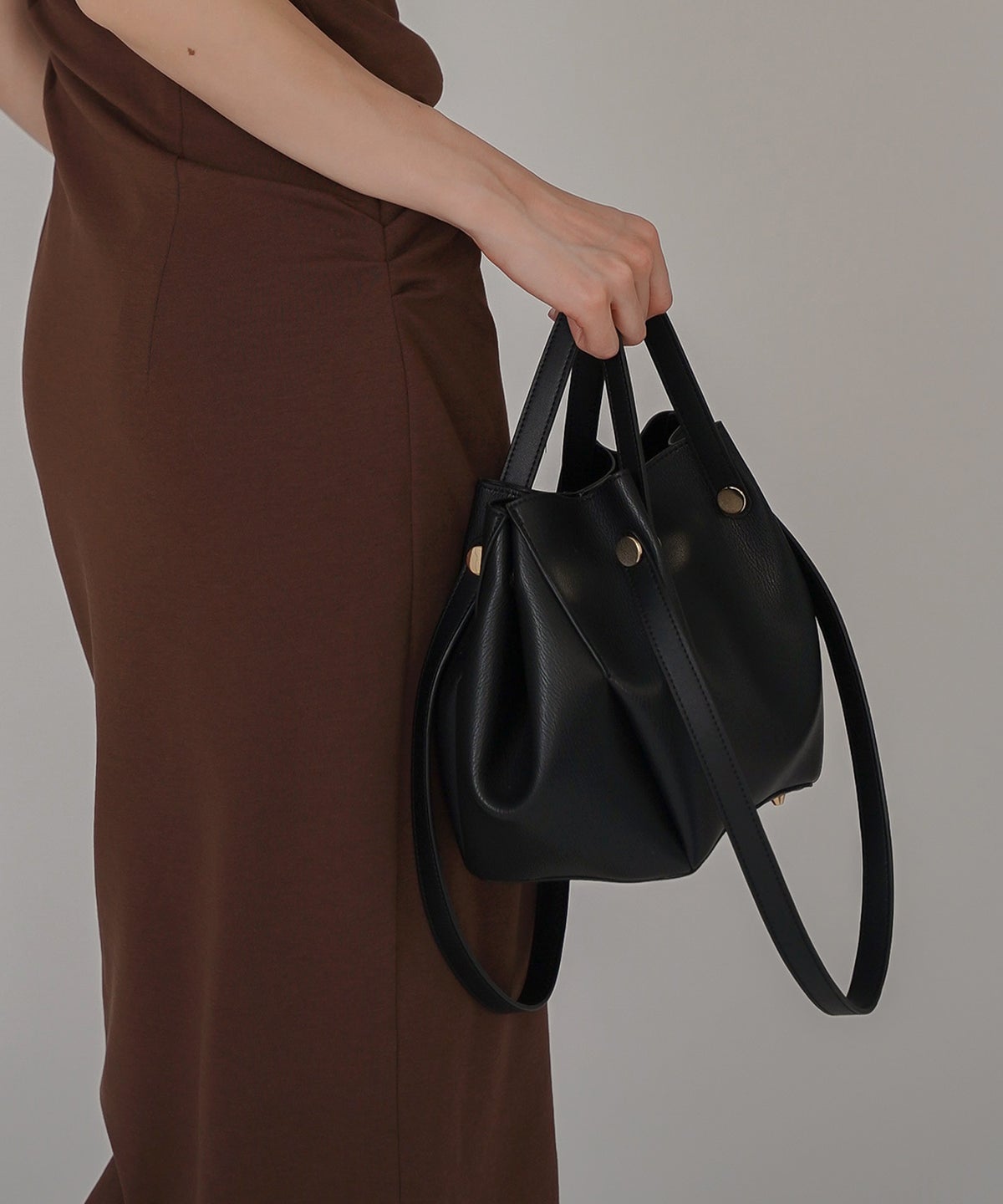 ルーズ 大容量 通勤 ビジネス 通学 スクールバッグ オシャレ 無地 女性らしい Y2K 軽い 2ピース ポーチ付き デートコーデ 大人 あざと可愛い 韓国系 綺麗め カジュアル スタイル盛れ KINO THE KEI