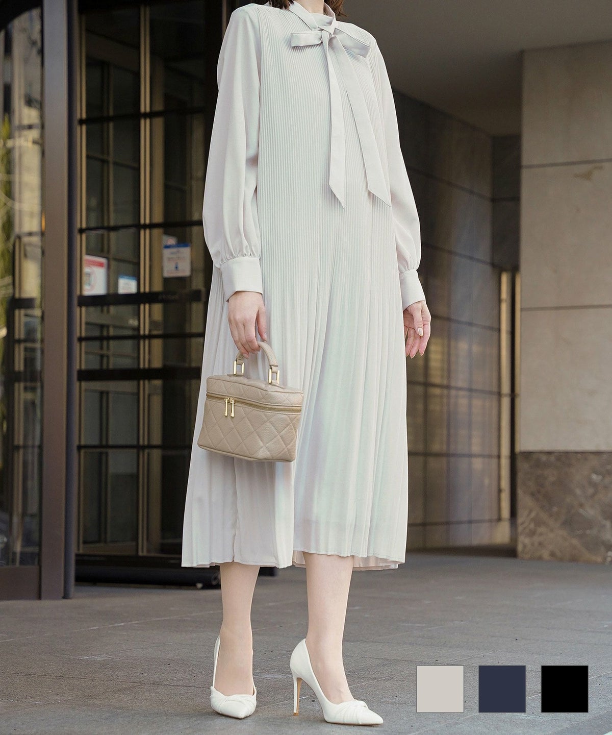 リボンタイ プリーツ Aライン ワンピース アレンジ きれいめ ウォッシャブル ライトグレー ネイビー ブラック M リボンタイ プリーツ Aライン ワンピース HUIT