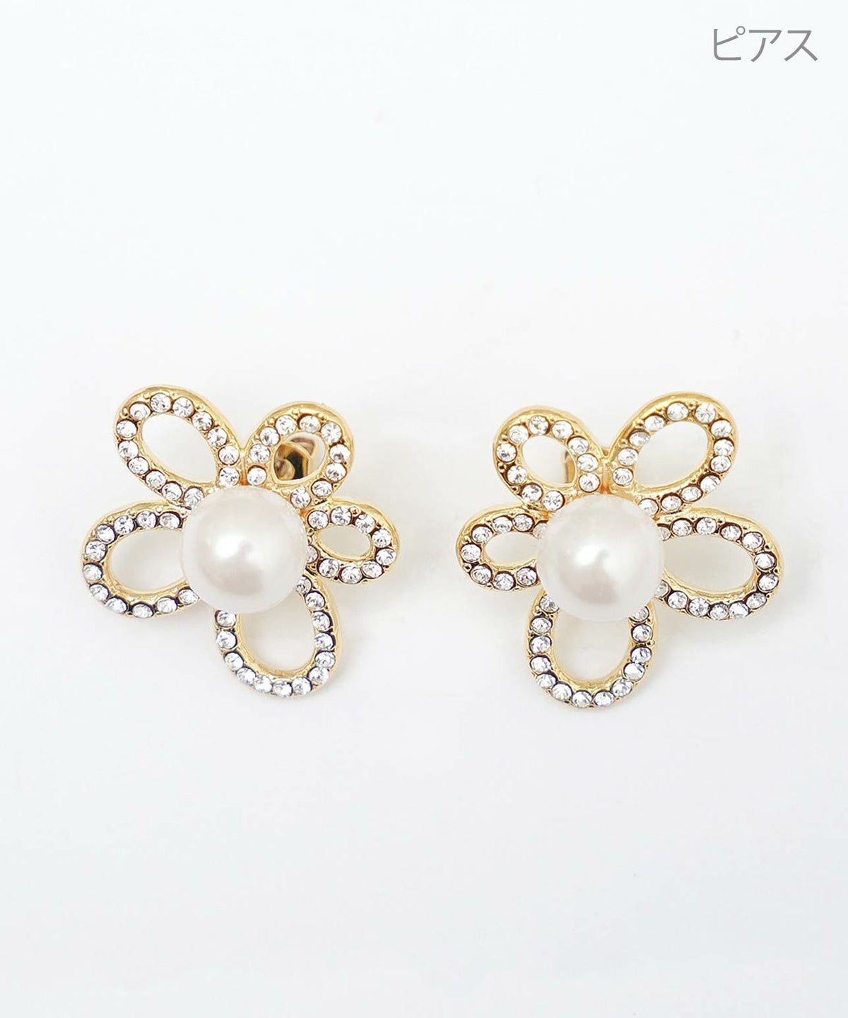 ブルーム パール ピアス イヤリング Grace Bloom Pearl Pierce Earring 真鍮 チタンポスト クリスタル プラパール 上品 女性らしい グレース ブルーム パール ピアス イヤリング Grace Bloom Pearl Pierce Earring  （Liala）