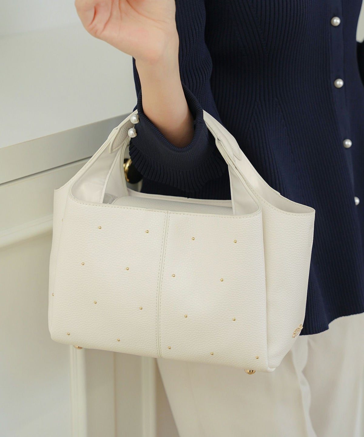 小物 バッグ スタッズ ショルダー ハンドル 合皮 仕分け ポケット