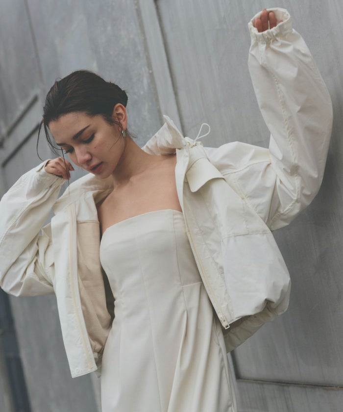 トラックジャケット ナイロン トップス ジップアウター スタンドカラー ジャンバー スポーティー 短丈 ミドル丈 ゆったり 普段使い 着回し 重ね着 オールシーズン ルームウェア 部屋着 リラックス 休日 ワークアウト ヨガ ジム ウェア ランニング ウォーキング 通勤 韓国風 韓国系 スタイル盛れ KINO THE KEI