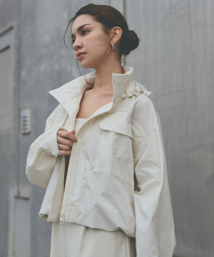 トラックジャケット ナイロン トップス ジップアウター スタンドカラー ジャンバー スポーティー 短丈 ミドル丈 ゆったり 普段使い 着回し 重ね着 オールシーズン ルームウェア 部屋着 リラックス 休日 ワークアウト ヨガ ジム ウェア ランニング ウォーキング 通勤 韓国風 韓国系 スタイル盛れ KINO THE KEI