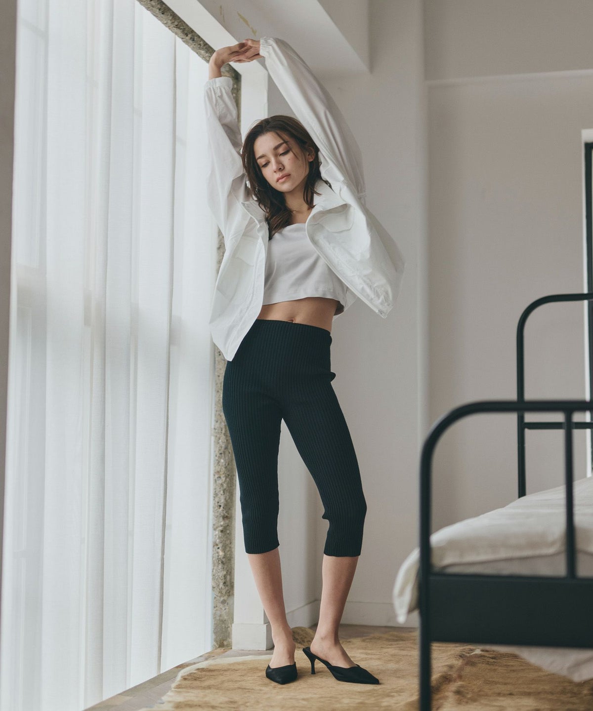 トラックジャケット ナイロン トップス ジップアウター スタンドカラー ジャンバー スポーティー 短丈 ミドル丈 ゆったり 普段使い 着回し 重ね着 オールシーズン ルームウェア 部屋着 リラックス 休日 ワークアウト ヨガ ジム ウェア ランニング ウォーキング 通勤 韓国風 韓国系 スタイル盛れ KINO THE KEI