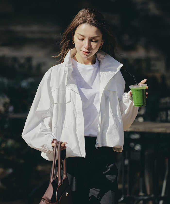 トラックジャケット ナイロン トップス ジップアウター スタンドカラー ジャンバー スポーティー 短丈 ミドル丈 ゆったり 普段使い 着回し 重ね着 オールシーズン ルームウェア 部屋着 リラックス 休日 ワークアウト ヨガ ジム ウェア ランニング ウォーキング 通勤 韓国風 韓国系 スタイル盛れ KINO THE KEI