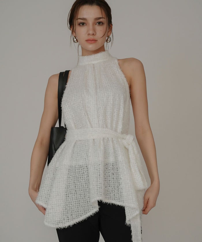 無地 女性らしい モテコーデ デートコーデ 大人 あざと可愛い 肌見せ 港区 ラウンジ 韓国風 韓国系 カジュアル エレガント 海外系 きれいめ 細見え カジュアル スタイル盛れ KINO THE KEI