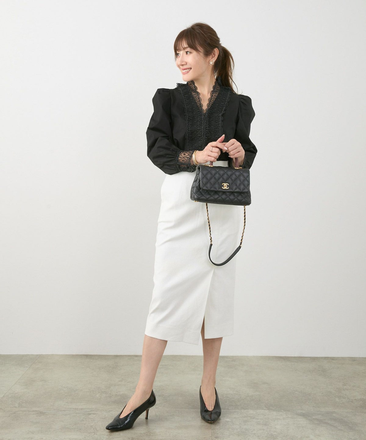 手洗い可 オケージョン 大人可愛い 上品 きれいめ オフィス 大人カジュアル フェミニン 白黒 ジョイントスペース