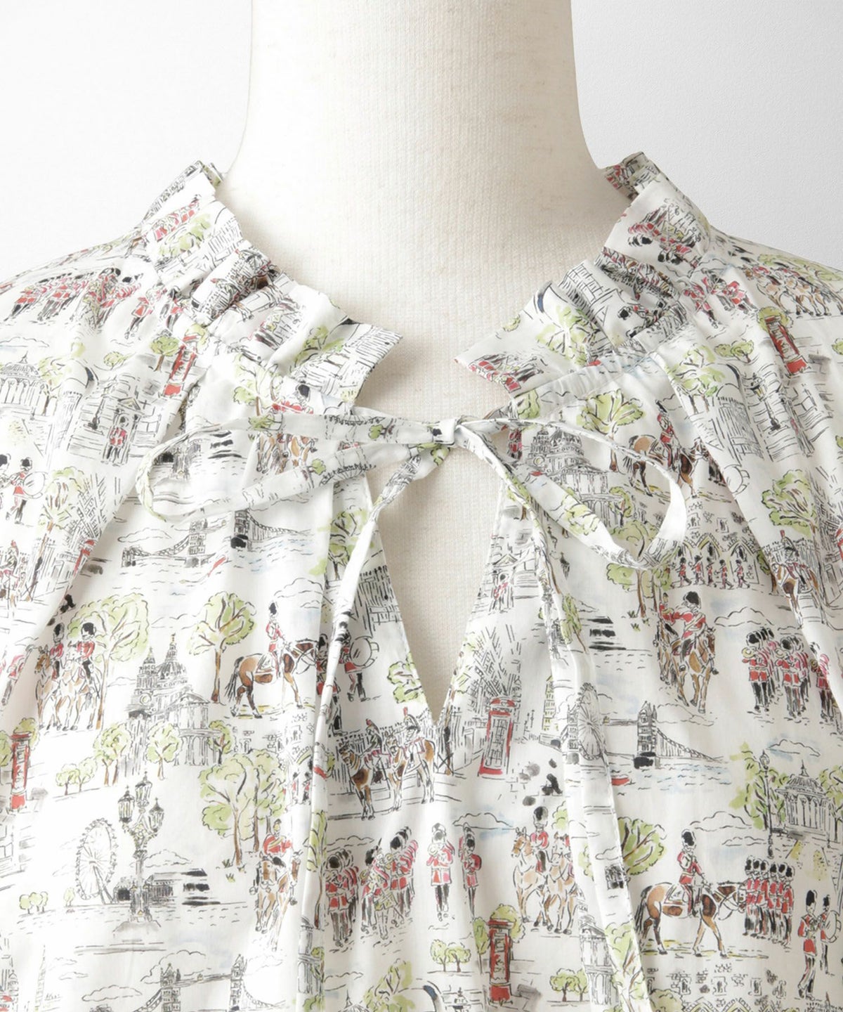 トップス ブラウス レディース ファッション かわいい きれいめ 柄 リバティ ウォッシャブル 春秋 ジョイントスペース