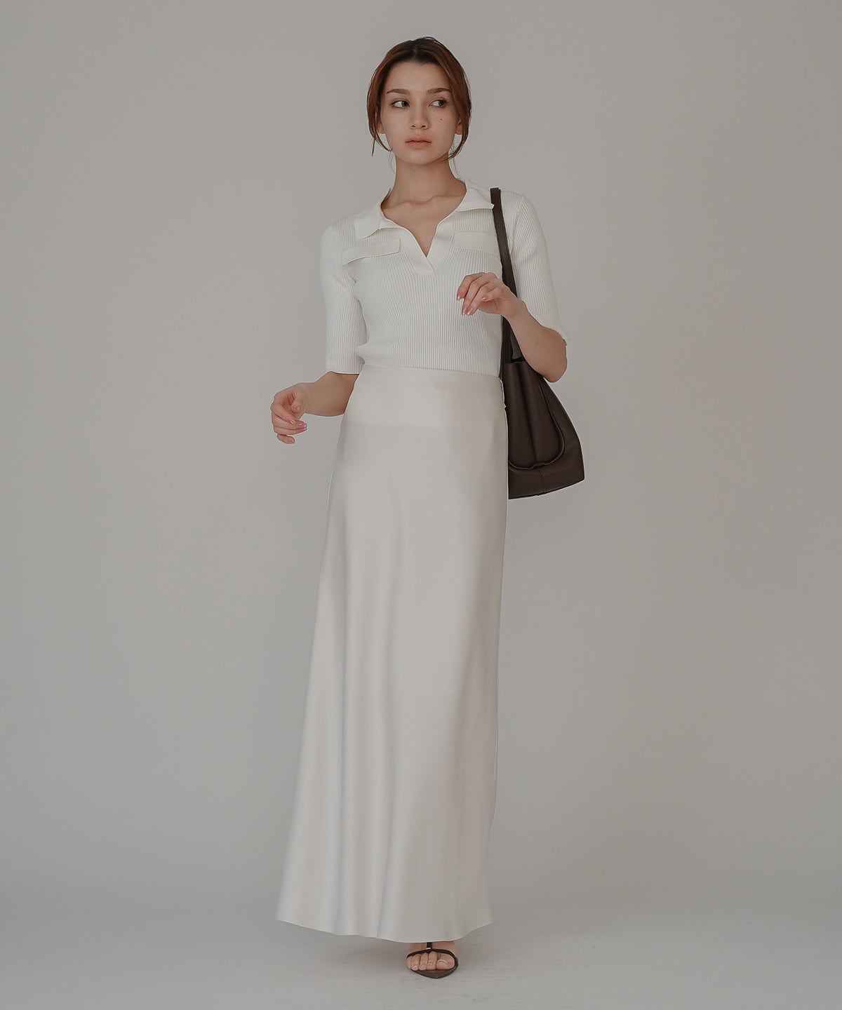 サマーニット スリット入り シンプル 大人可愛い きれいめ カジュアル 通勤 通学 涼しい 快適 無地 Tシャツ風 ニットポロ 上品 体型カバー 大人女子 夏服 海外系 きれいめ 韓国風 韓国系 スタイル盛れ KINO THE KEI