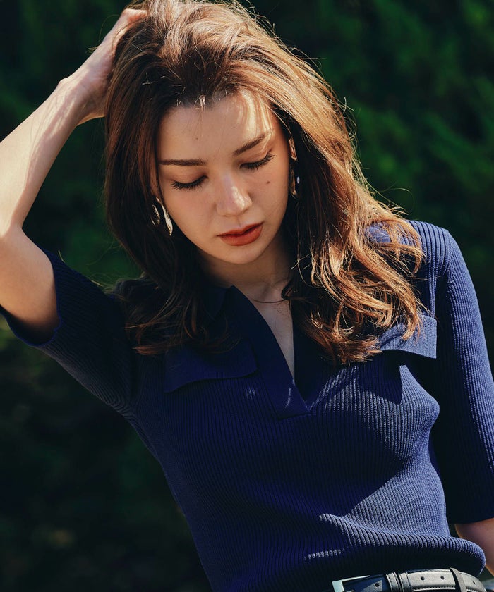 サマーニット スリット入り シンプル 大人可愛い きれいめ カジュアル 通勤 通学 涼しい 快適 無地 Tシャツ風 ニットポロ 上品 体型カバー 大人女子 夏服 海外系 きれいめ 韓国風 韓国系 スタイル盛れ KINO THE KEI