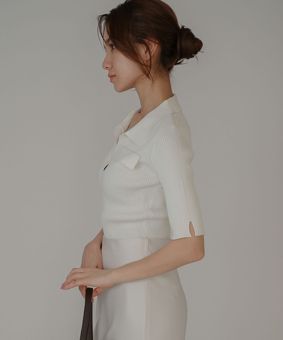 サマーニット スリット入り シンプル 大人可愛い きれいめ カジュアル 通勤 通学 涼しい 快適 無地 Tシャツ風 ニットポロ 上品 体型カバー 大人女子 夏服 海外系 きれいめ 韓国風 韓国系 スタイル盛れ KINO THE KEI